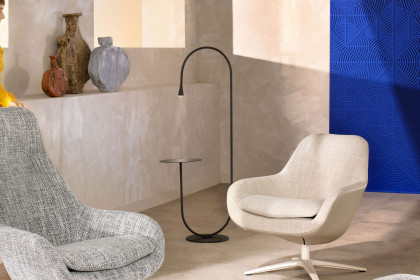 Uturn von Pode - Stehlampe aus Stahl, pulverbeschichtet in Charcoal