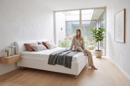 Casa von RUF Betten - Polsterbett KTR-K in Komforthöhe in Weiß