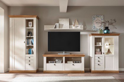 Landhaus von Kollektion Letz - Wohnwand 8P PC H6 in weißer Pinie