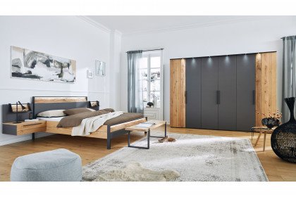 Joline von Musterring - Schlafzimmer graphit - Wildeiche - Spaltholzakzent
