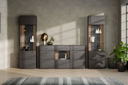 Tacoma von set one by Musterring - Wohnwand graphit mit Vitrinen und Sideboard